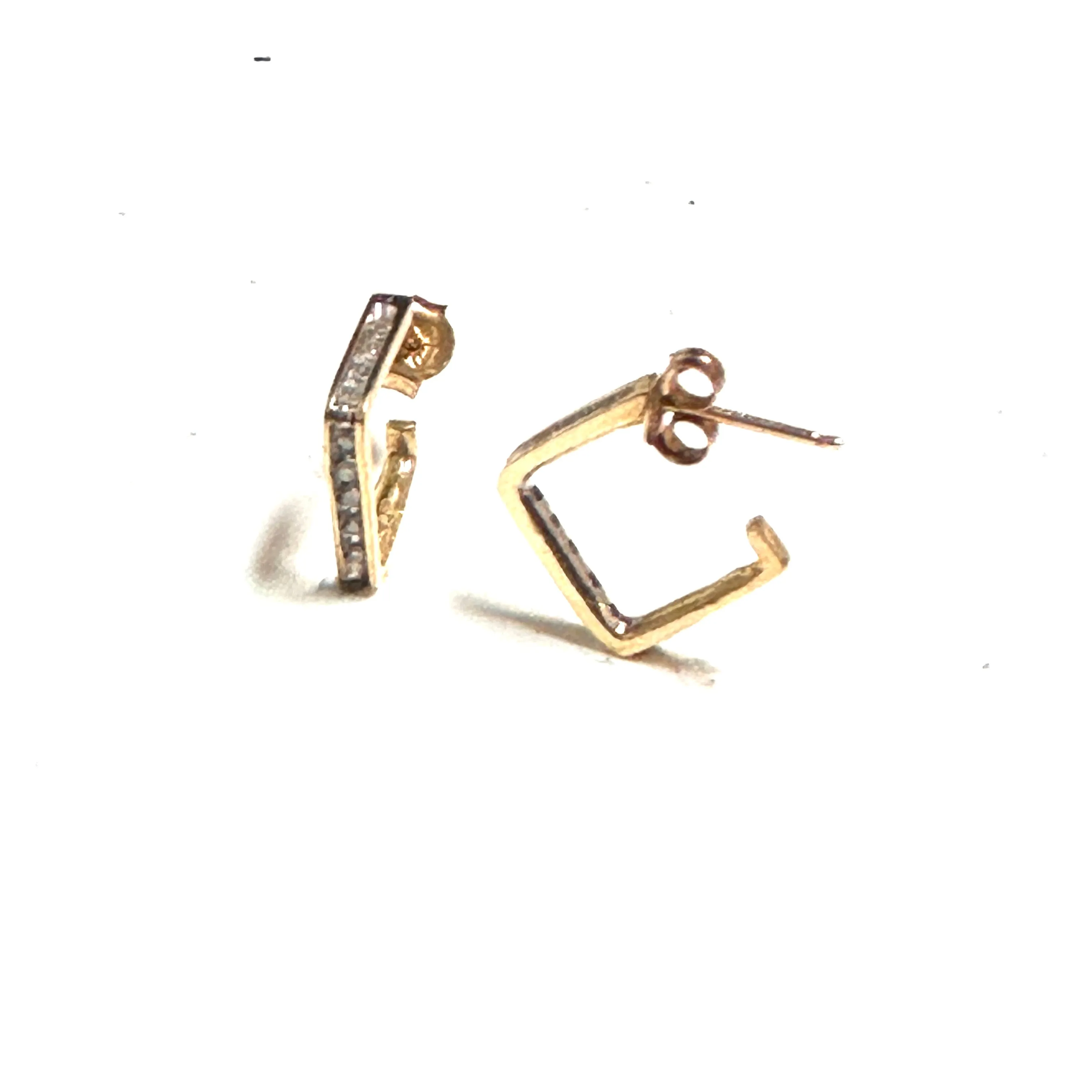 10K Yellow Gold (0.15ct) Diamond Earrings
