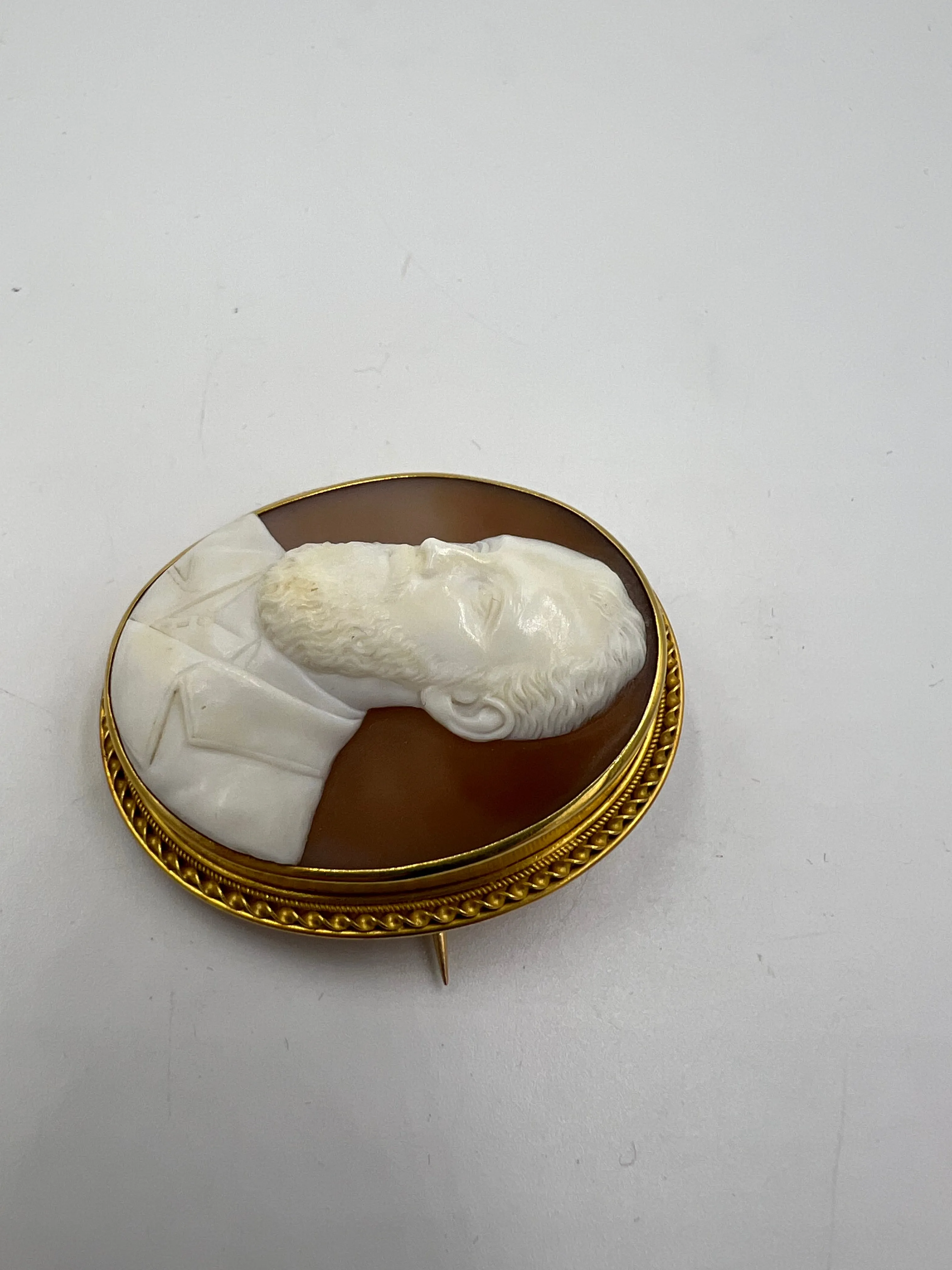 1890s Victorian Cameo Brooch Of A Gentleman