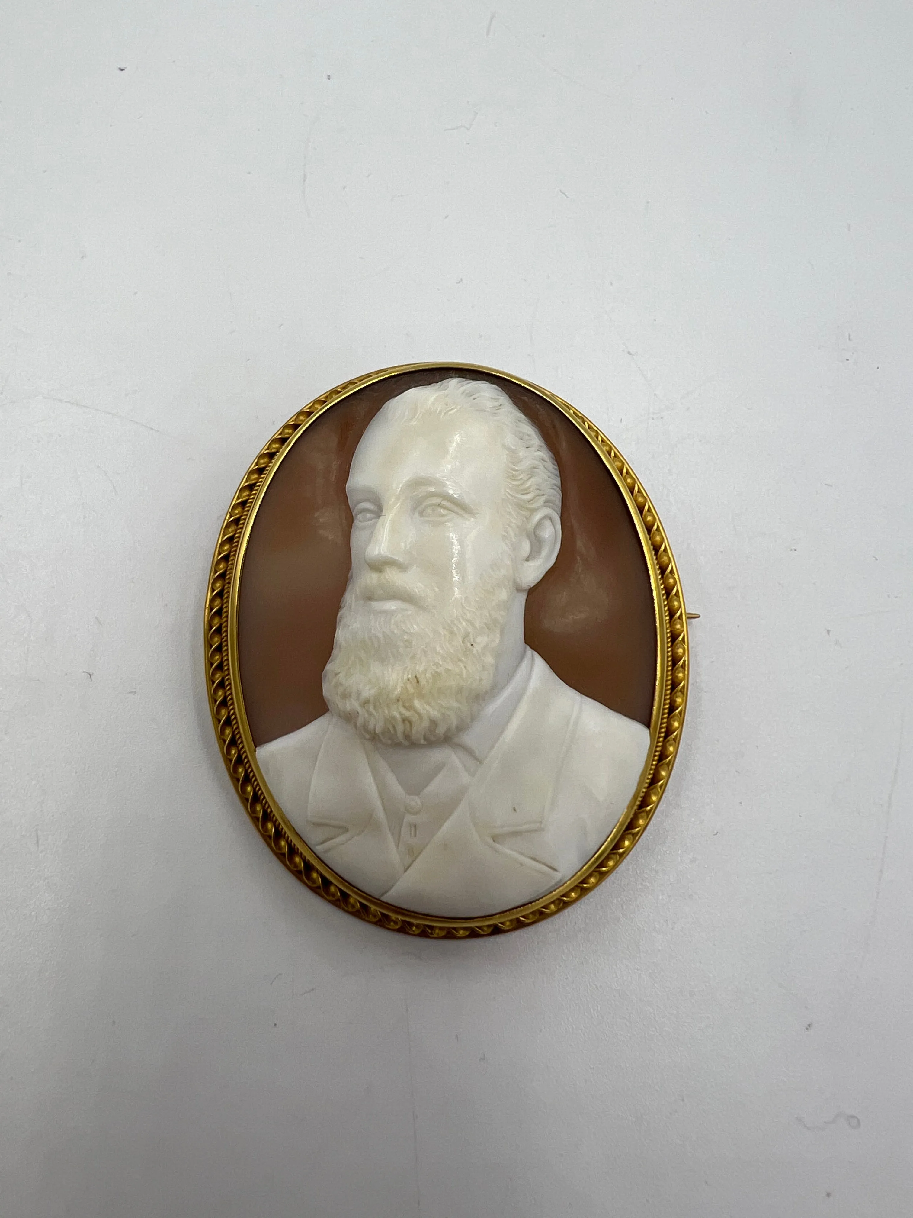 1890s Victorian Cameo Brooch Of A Gentleman