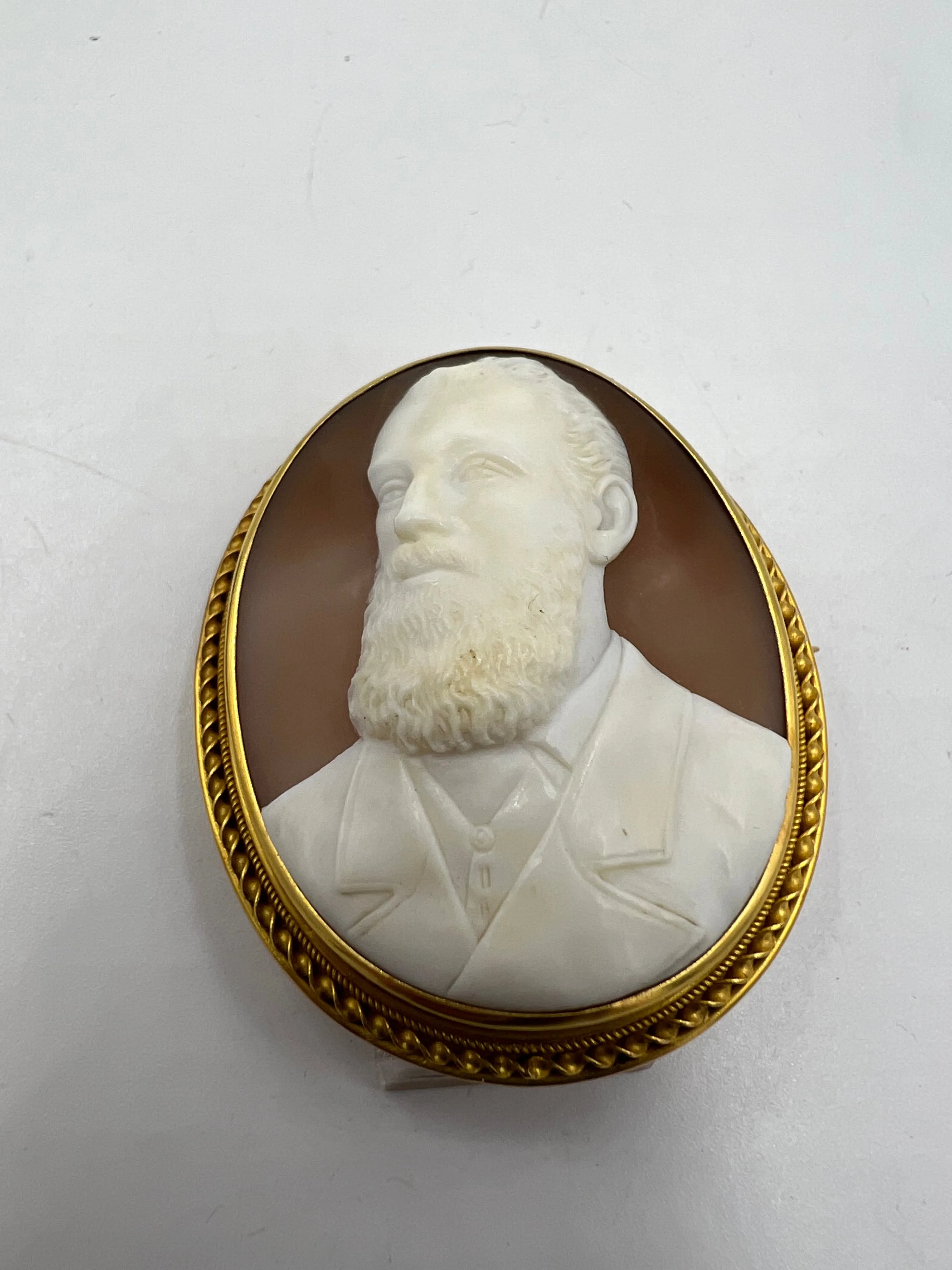 1890s Victorian Cameo Brooch Of A Gentleman