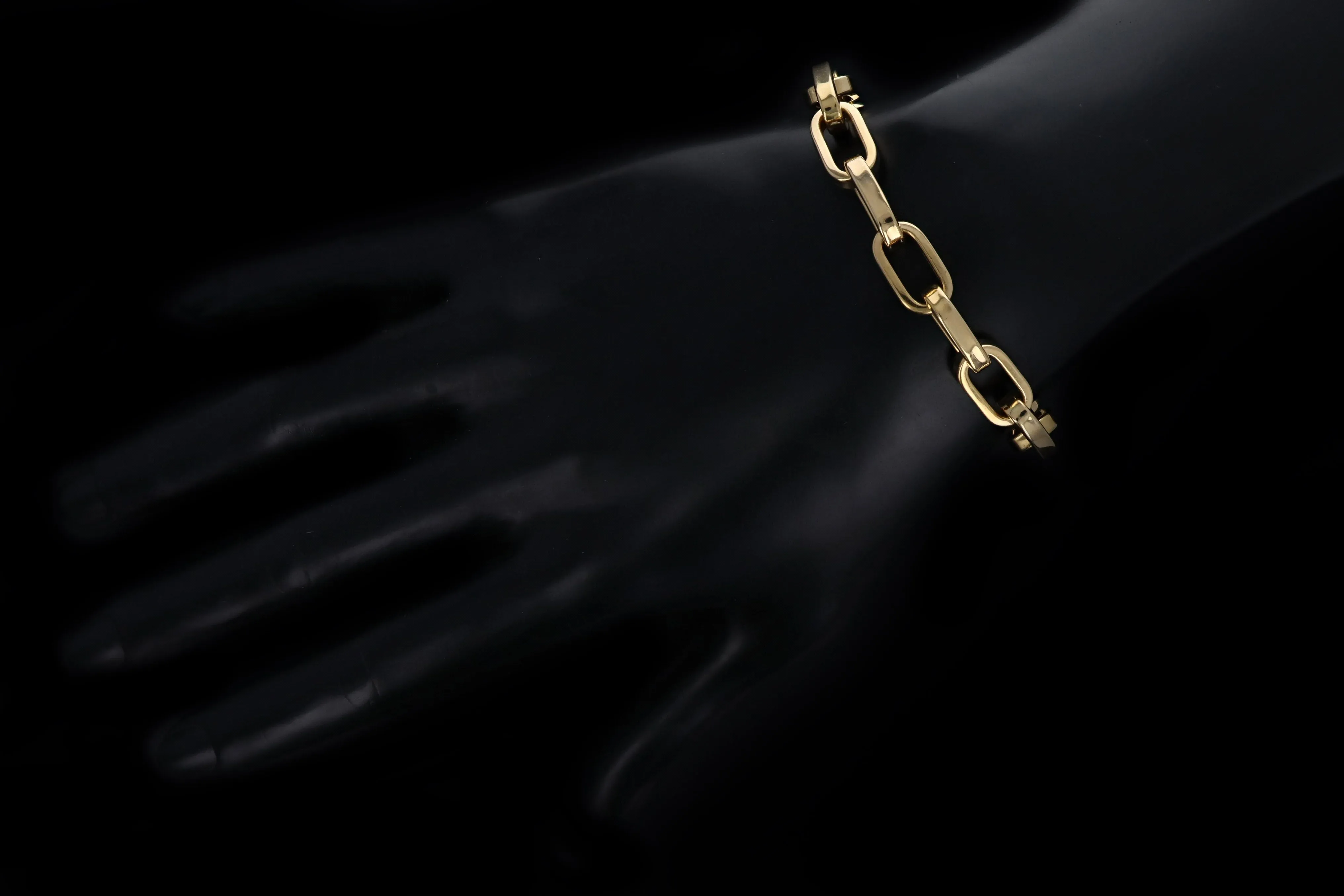 18K Yellow Gold Garnet Link Bracelet