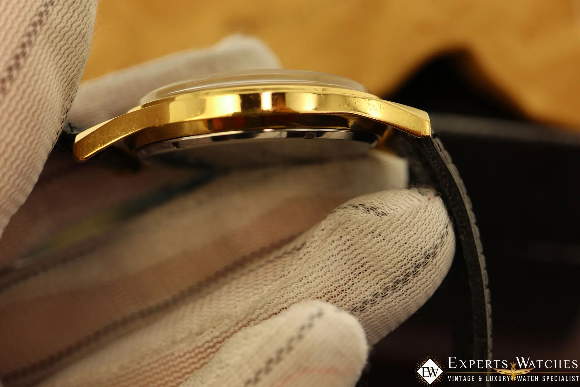 1940's Vintage Movado Manual Wind Watch Gold Plated 15 JEWELS Cal 470 9341 37MM