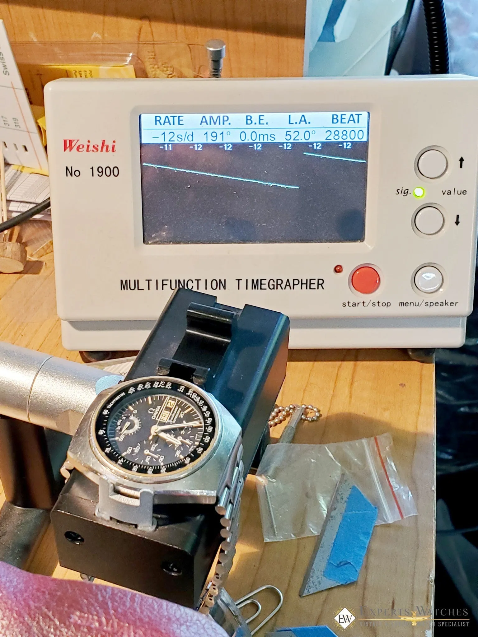 1975 Vintage Omega SpeedMaster Chronograph Mark 4.5 Ref 176.0012 Day Date Watch