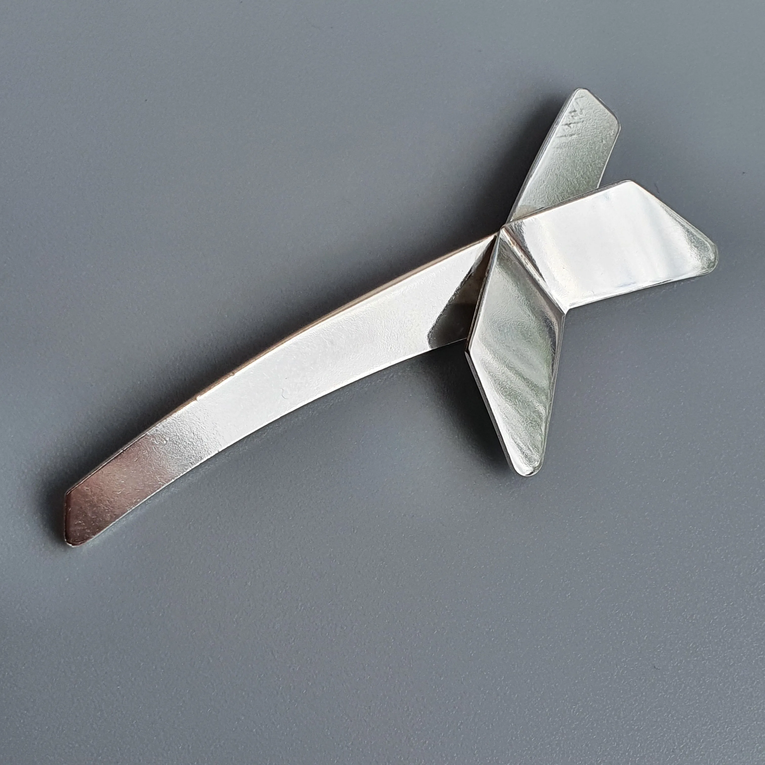 1980s Kultakeskus Finnish Silver Bow Brooch
