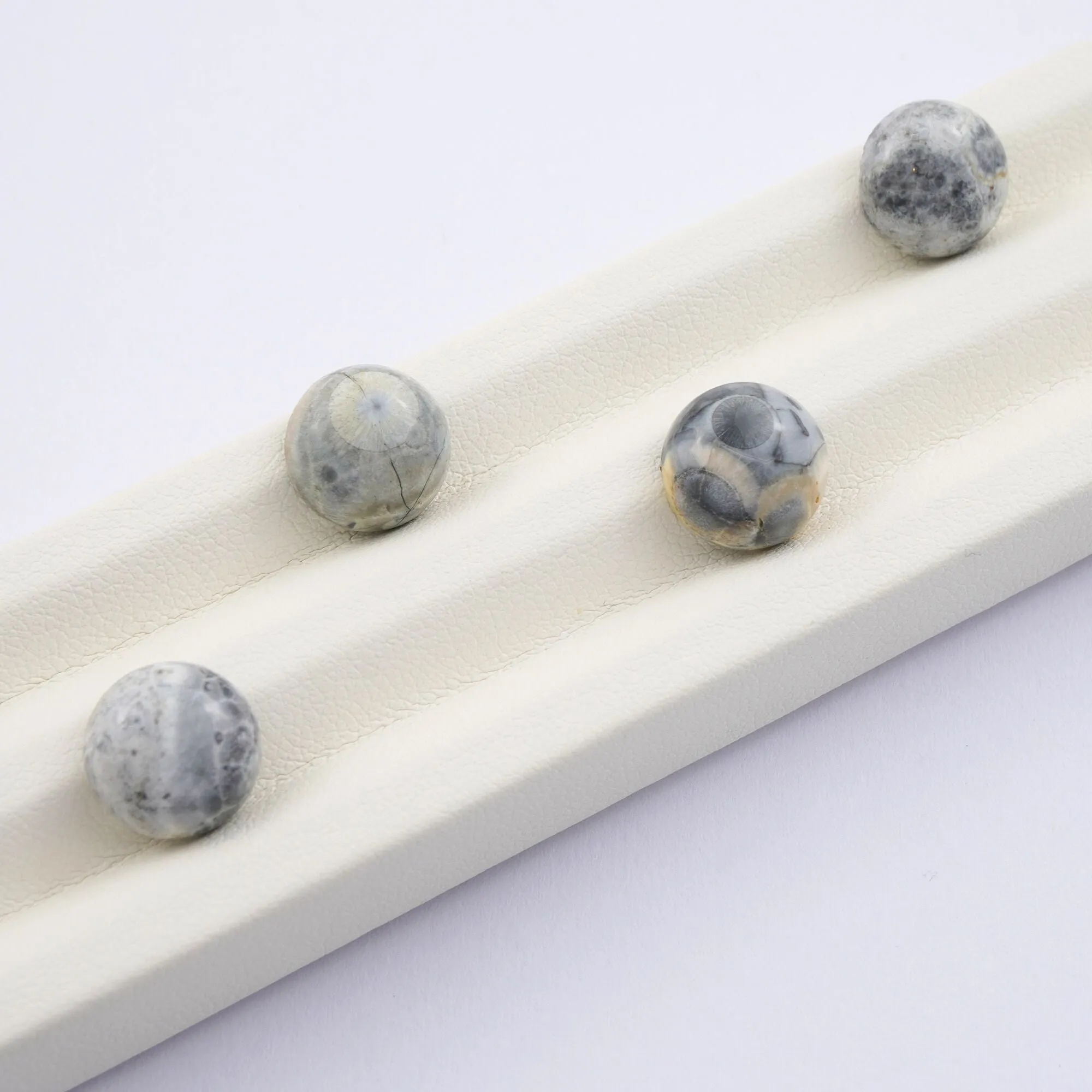 Birds Eye Jasper - Round Cabochon