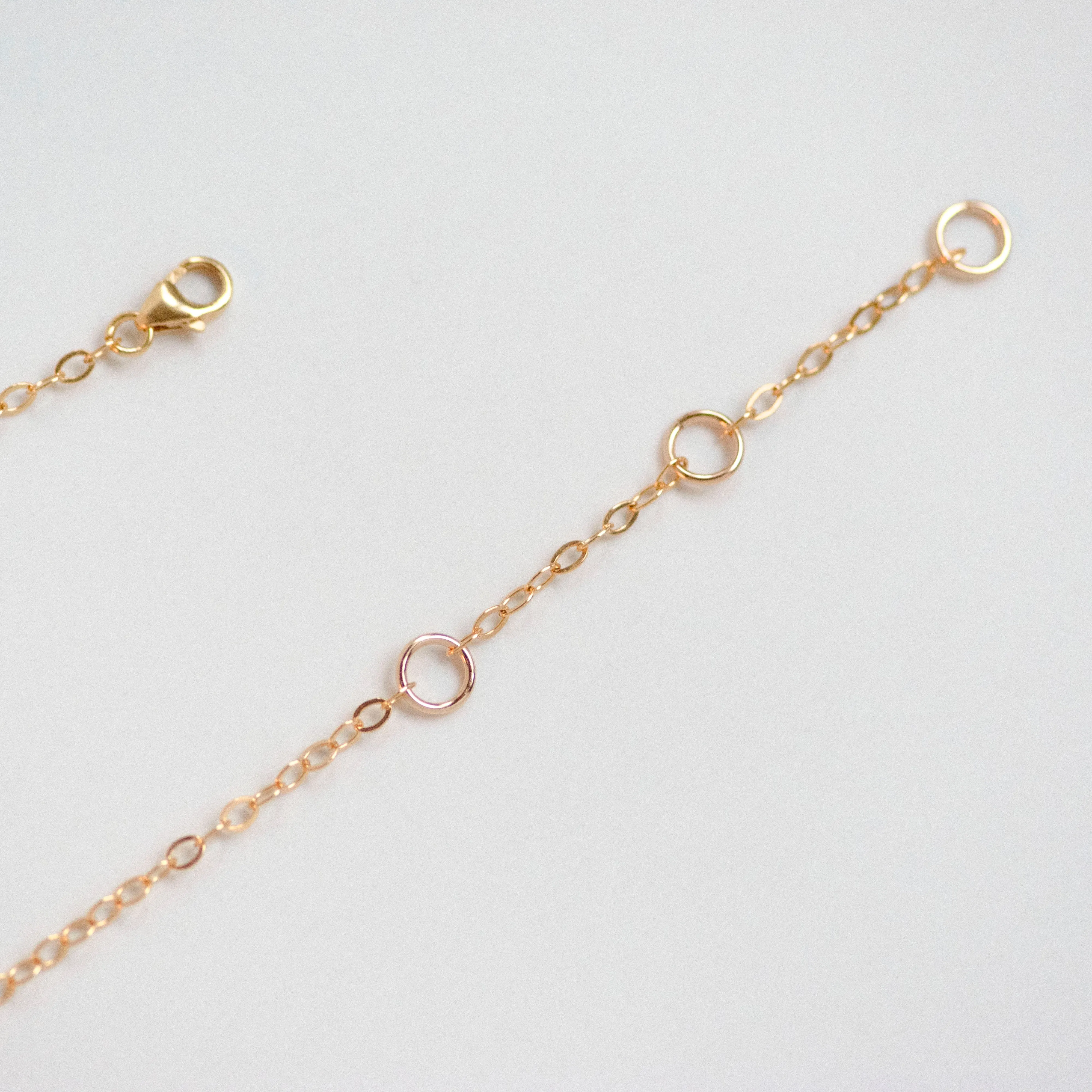 Built In Extender - Adjustable 20-21-22 inches (for 18 inch necklace)
