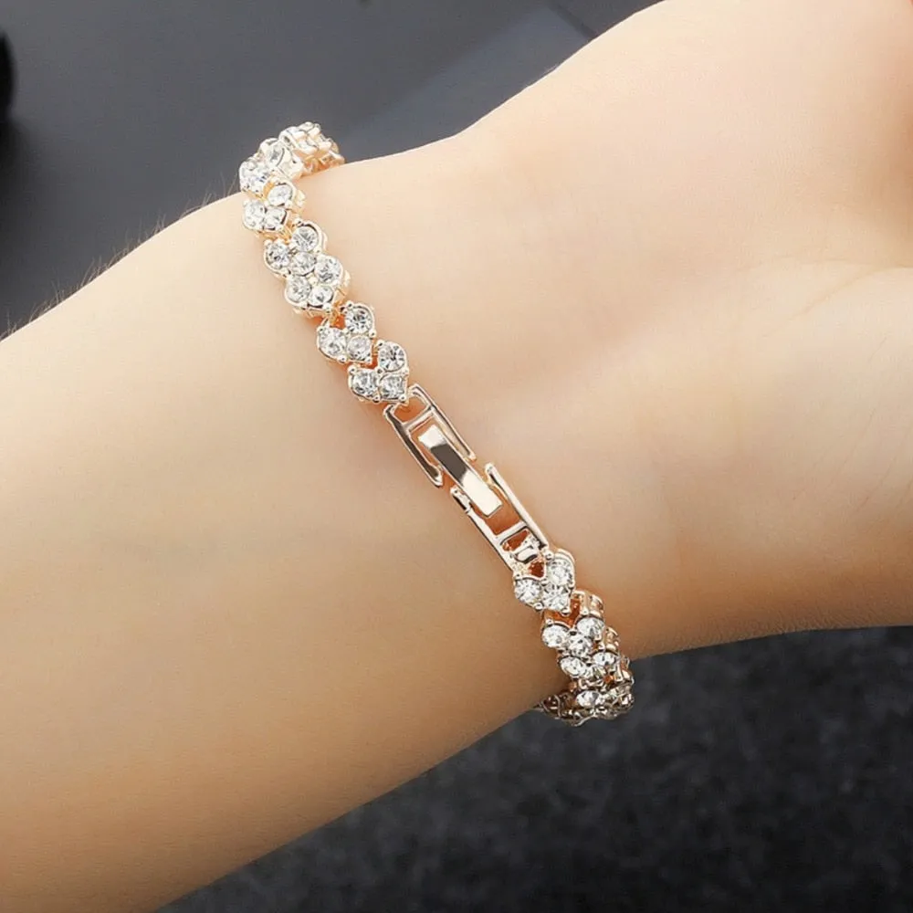 Classic cubic zirconia crystal ladies jewelry for mothers