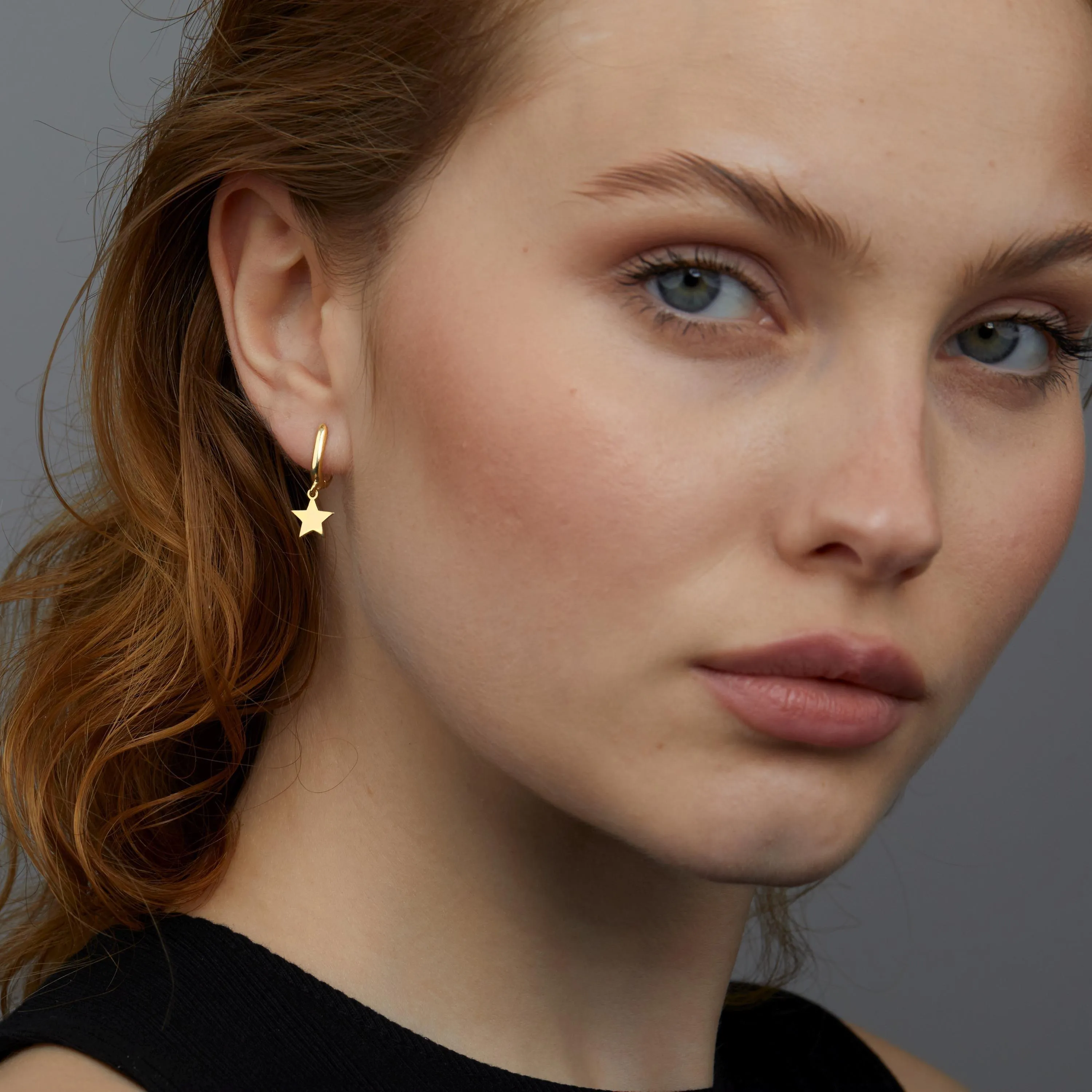 Dangling Star Hoop Earrings - 18K Gold Vermeil