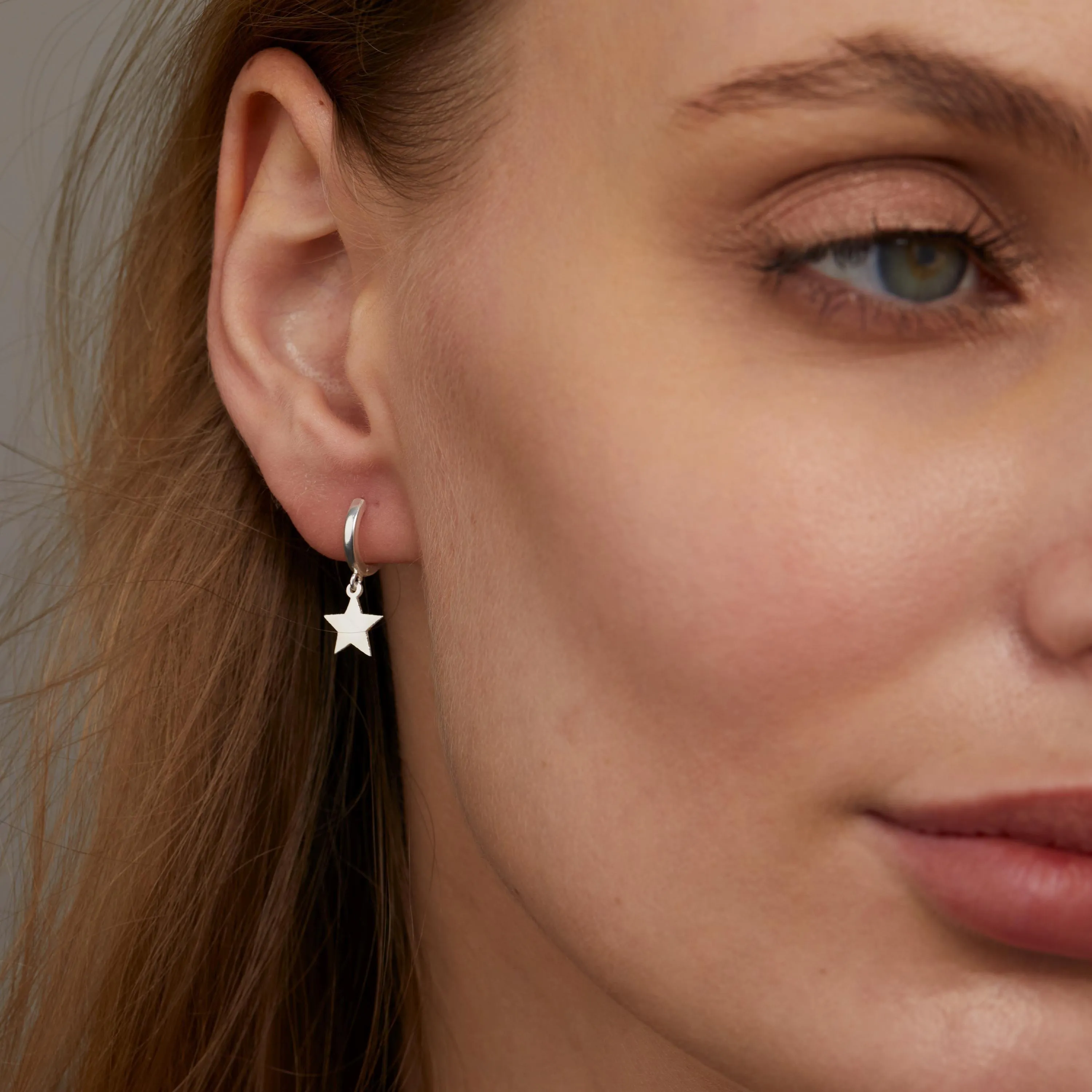 Dangling Star Hoop Earrings - 18K Gold Vermeil