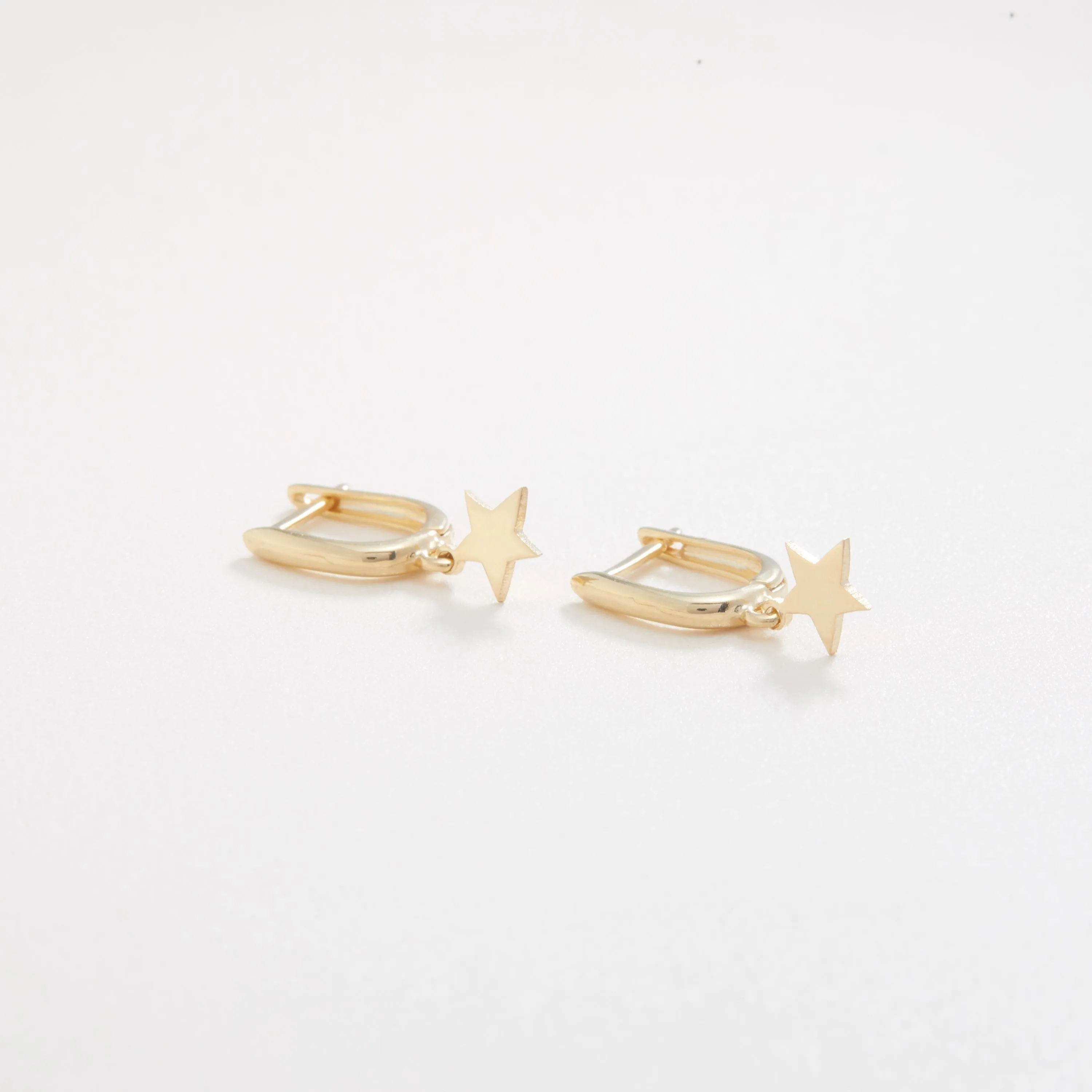 Dangling Star Hoop Earrings - 18K Gold Vermeil