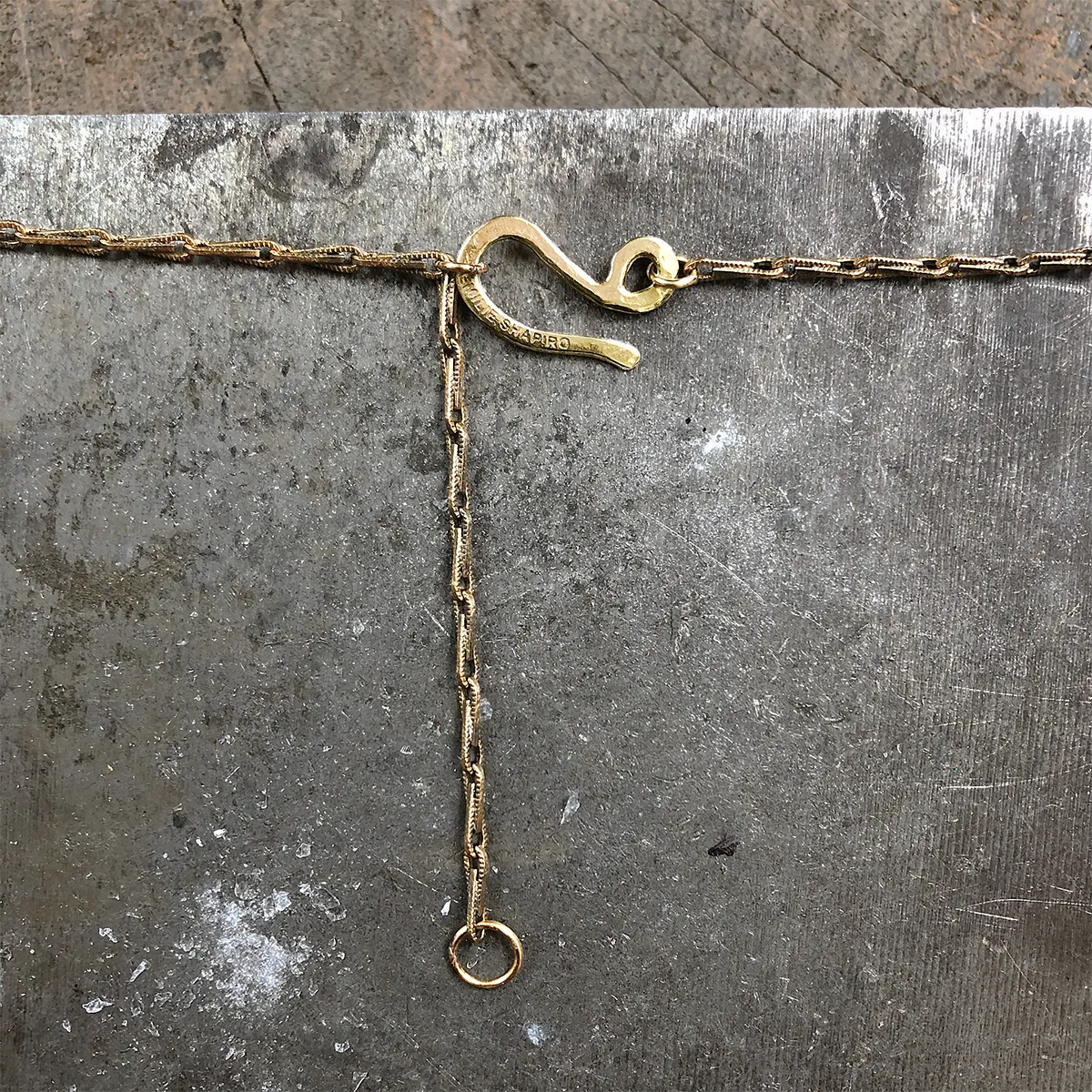 Dusk Solo Pendant