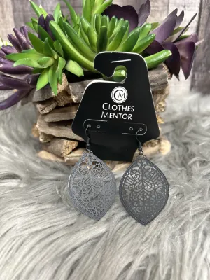 Earrings Dangle/drop By Cmf