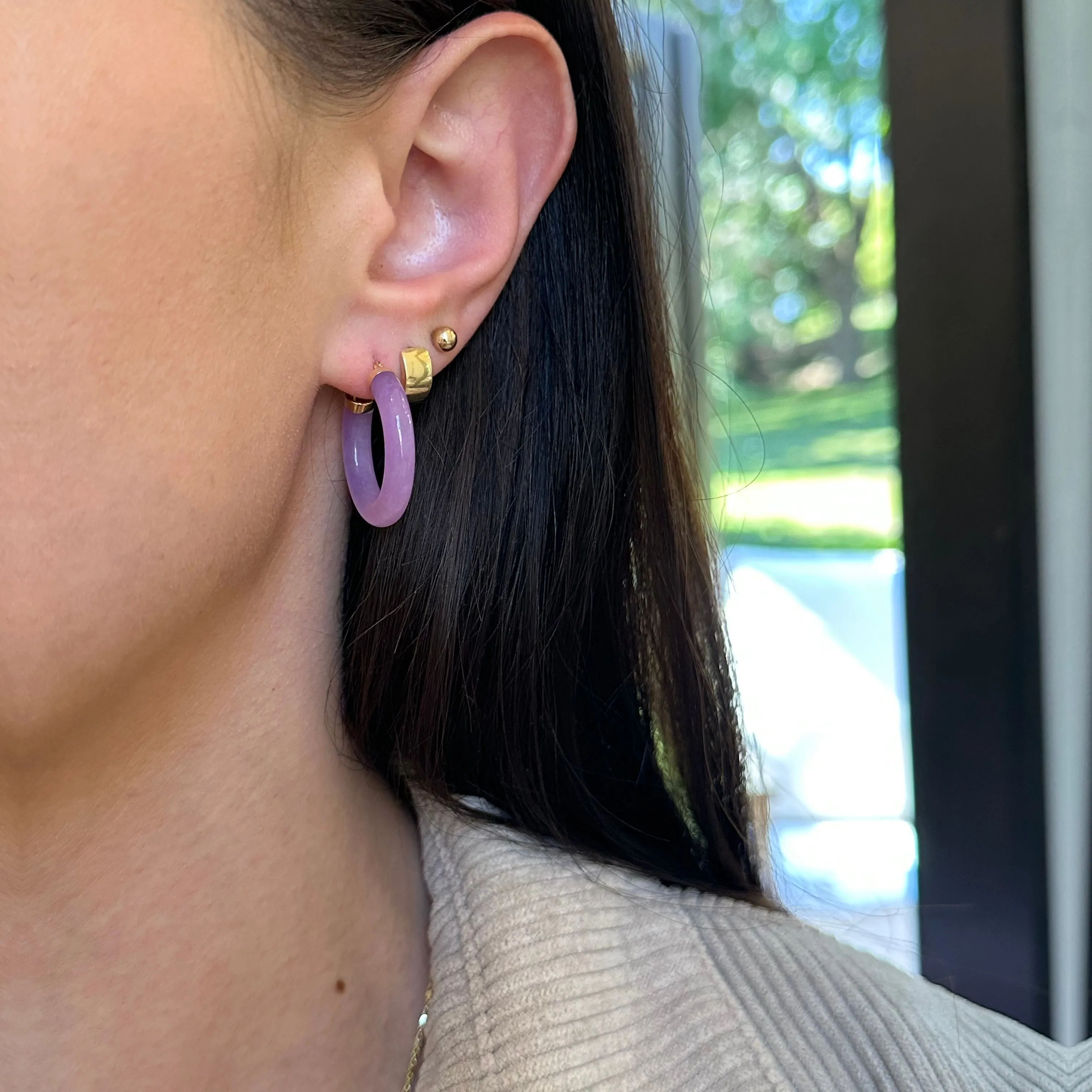 Estate 14KT Yellow Gold Lavender Jade Tube Hoop Earrings