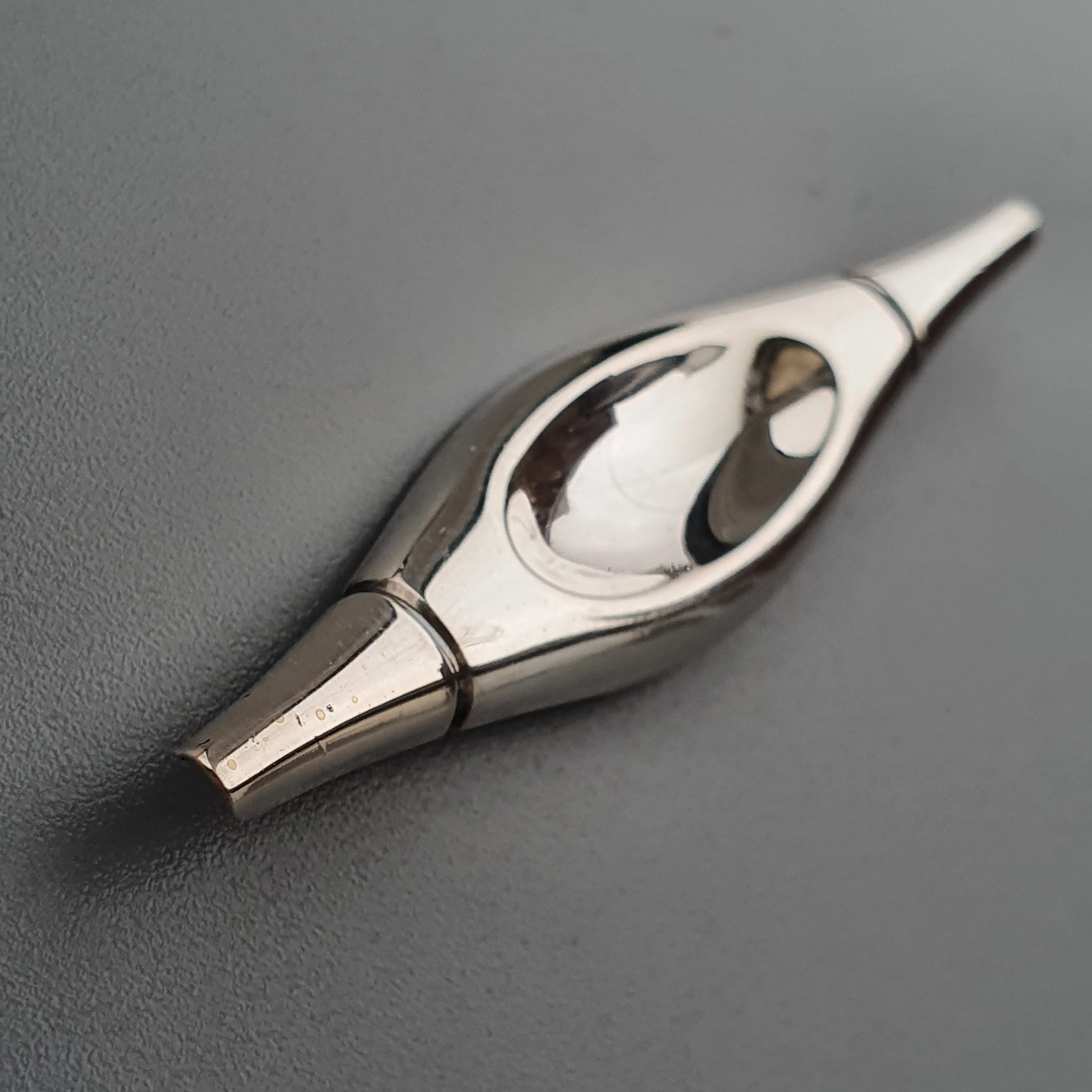 Finnish Modernist Silver Brooch by Elis Kauppi & Kupittaan Kulta 1960