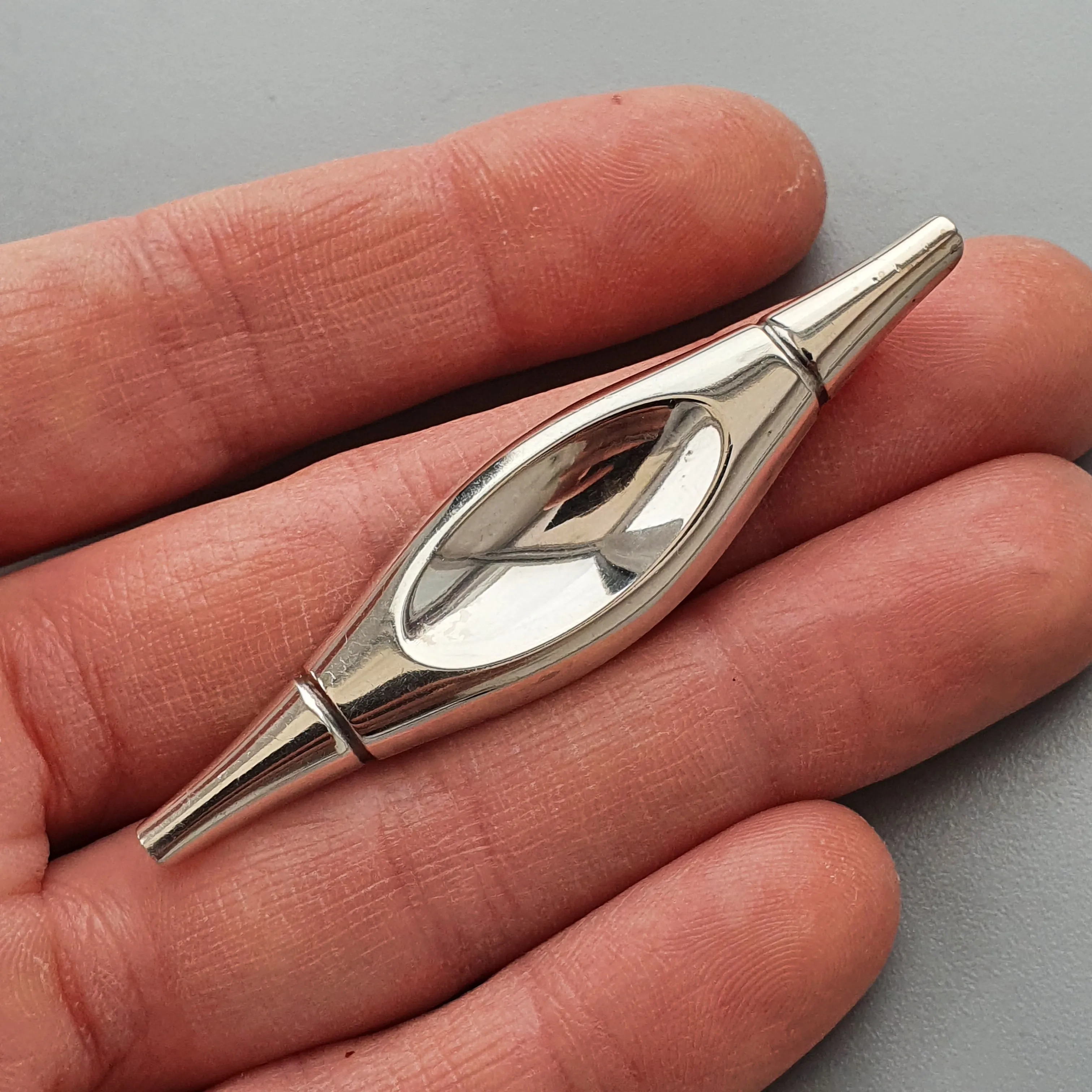 Finnish Modernist Silver Brooch by Elis Kauppi & Kupittaan Kulta 1960