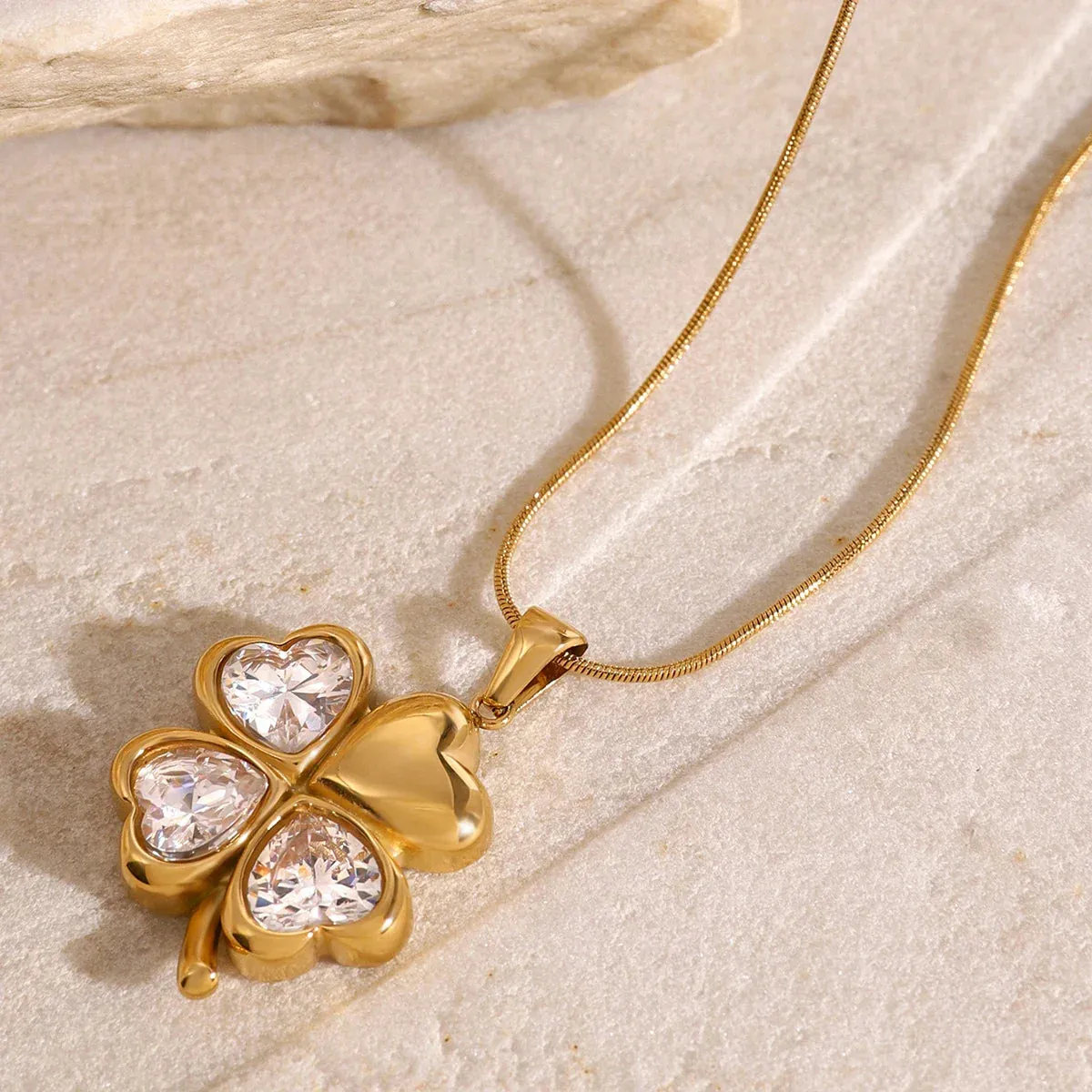 Four-Leaf Clover Heart Zirconia Necklace