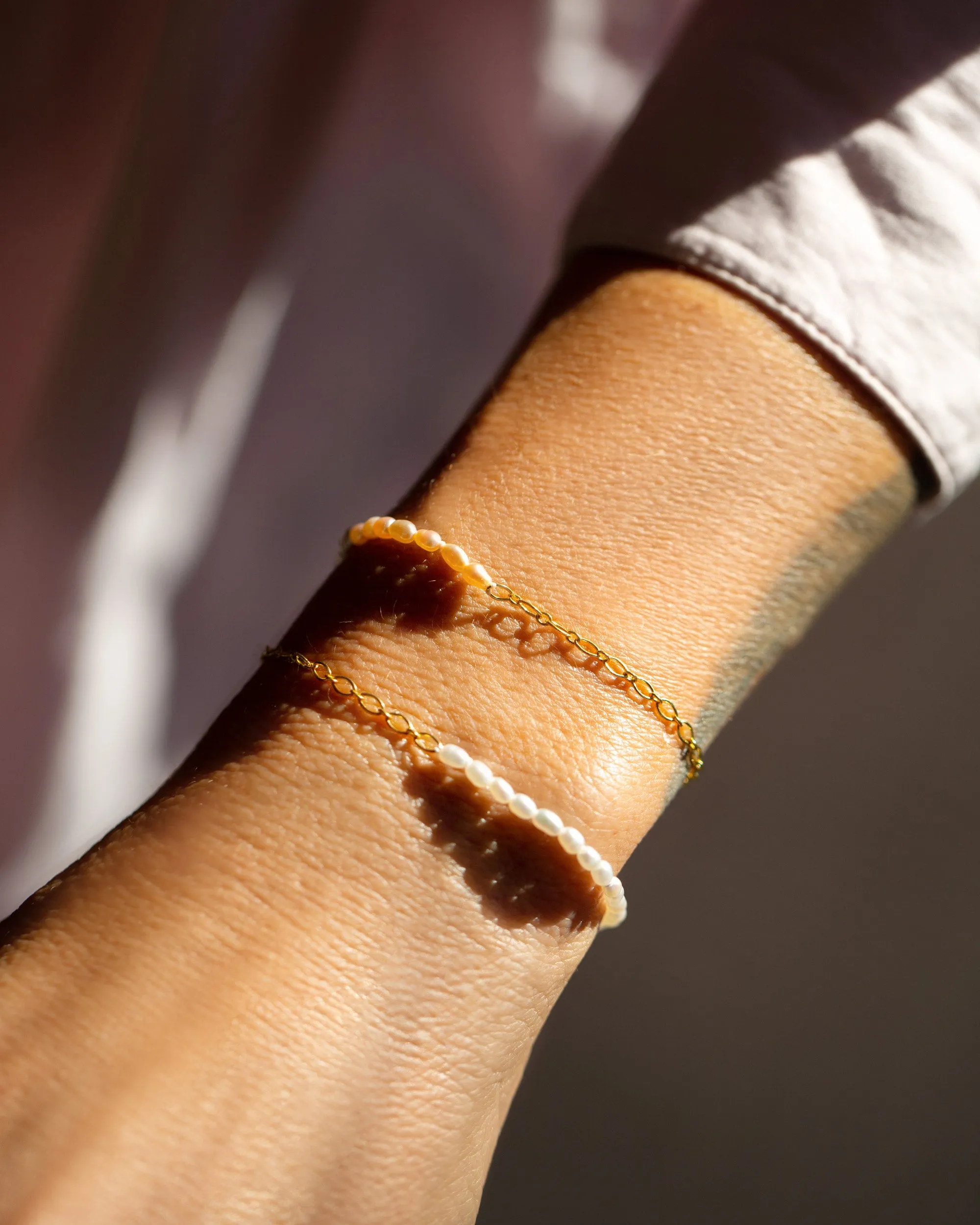 Half Oval Chain & White Seed Pearl Bracelet