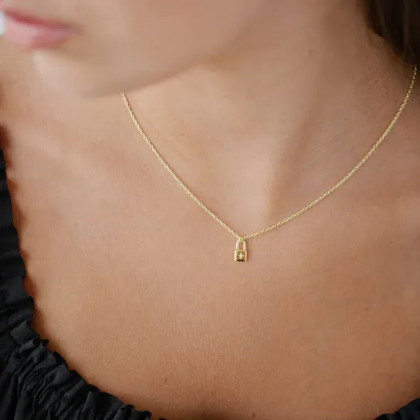 Little Lock Necklace | Sophie Store