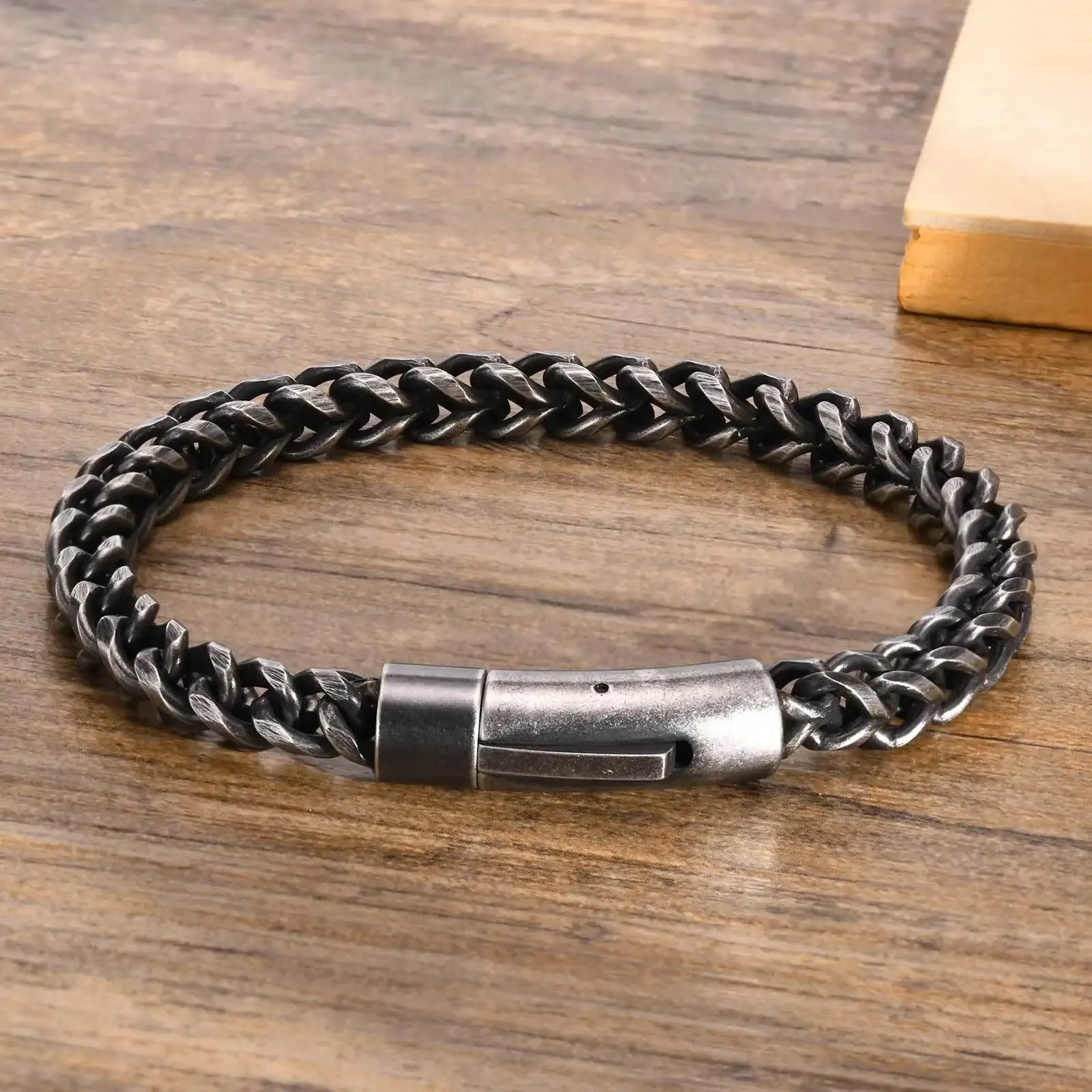 Men's Antique Silver Color  Franco Chain Bracelet
