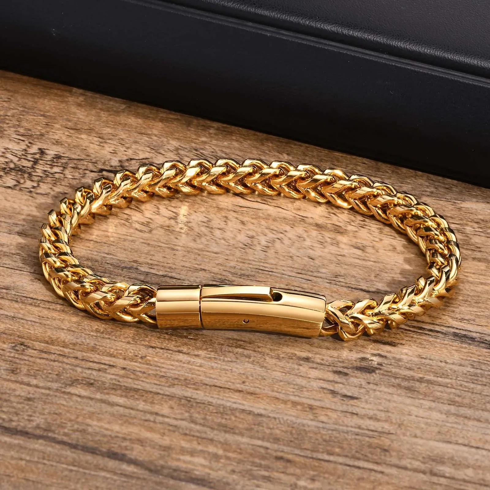 Men's Antique Silver Color  Franco Chain Bracelet