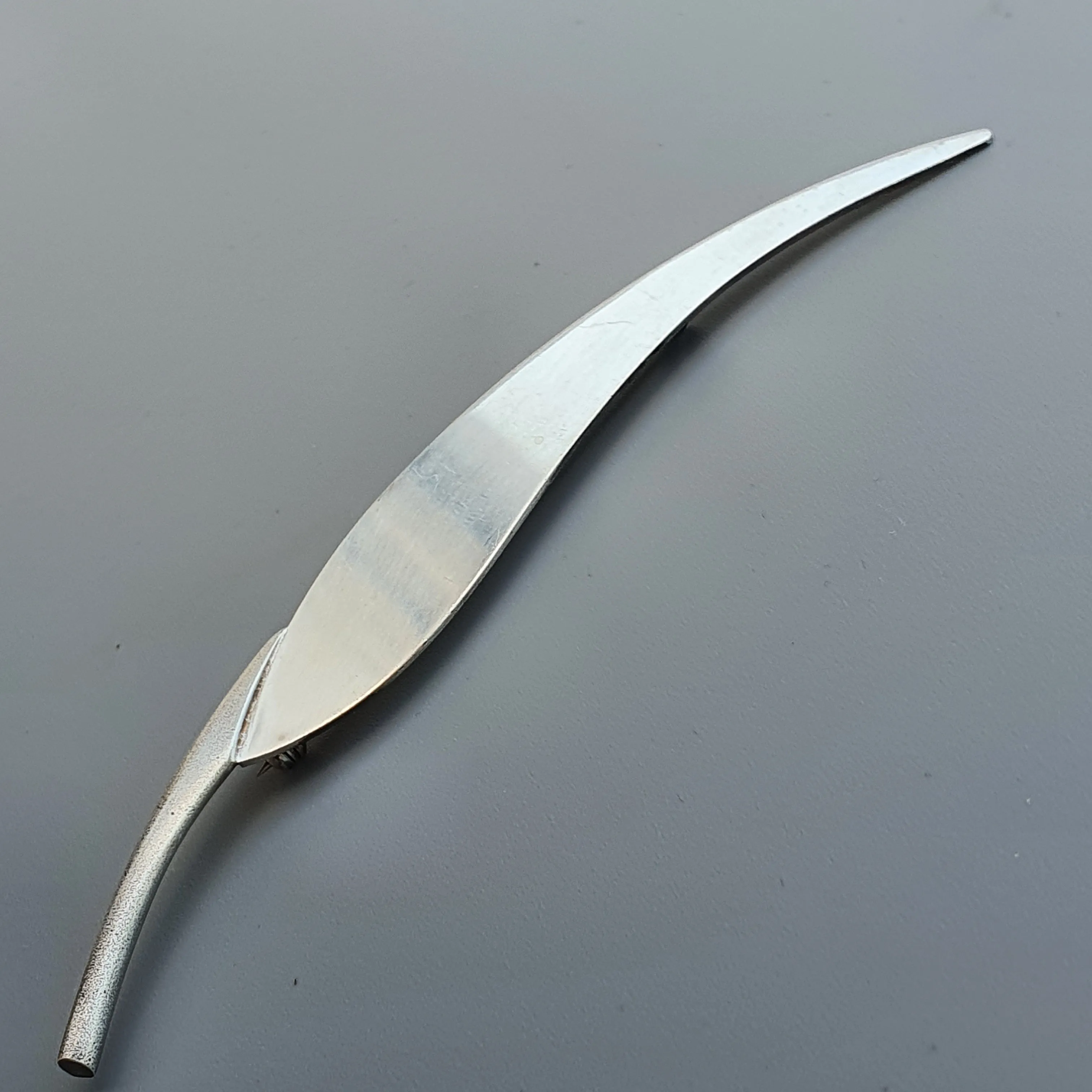 Minimalist 1990s Sterling Silver Leaf Brooch by Finnish Kaunis Koru 1997