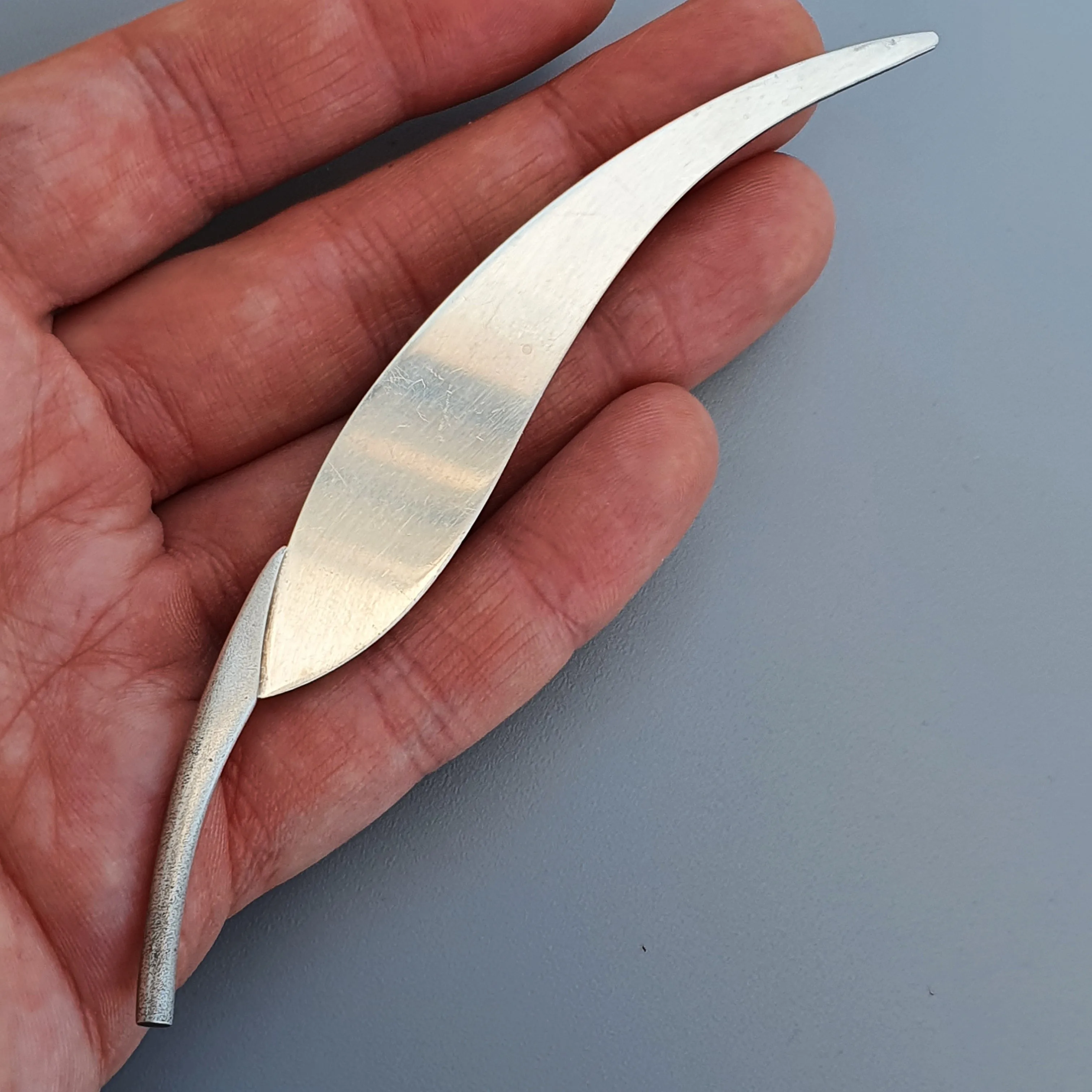 Minimalist 1990s Sterling Silver Leaf Brooch by Finnish Kaunis Koru 1997