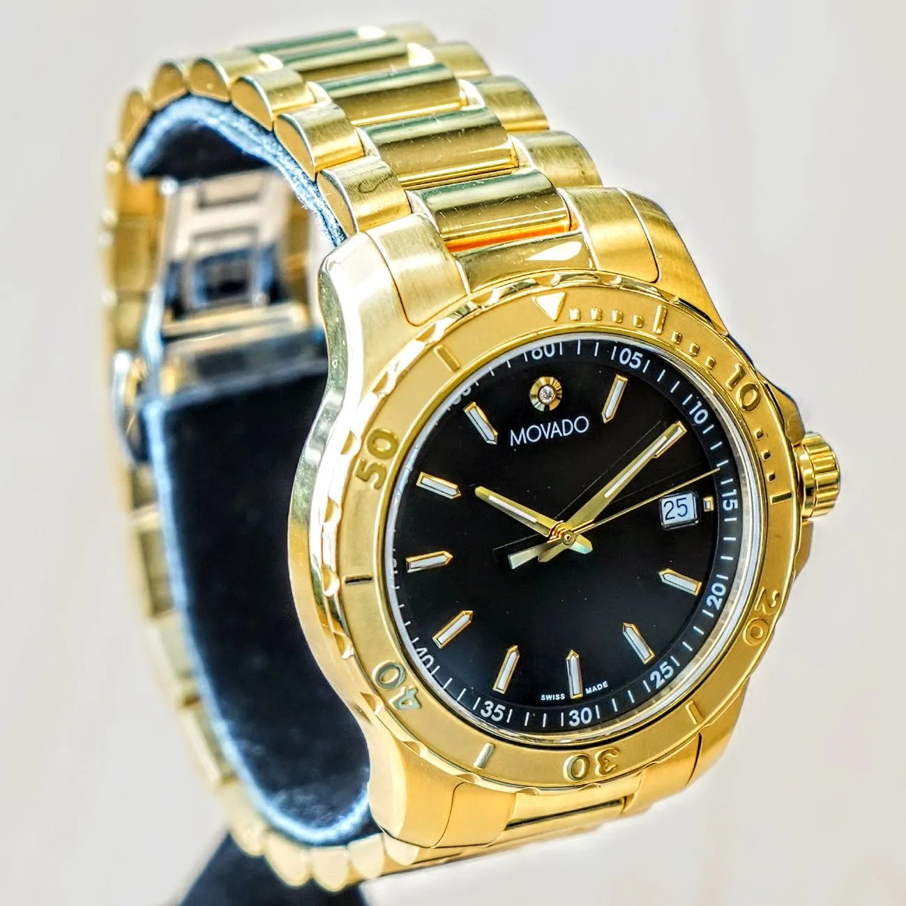 MOVADO Series 800 Active Sport Diver Watch 14.1.36.1549 ALL Gold-Tone S.S.