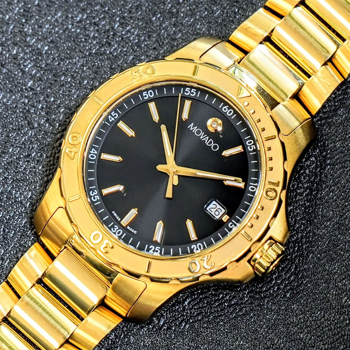 MOVADO Series 800 Active Sport Diver Watch 14.1.36.1549 ALL Gold-Tone S.S.