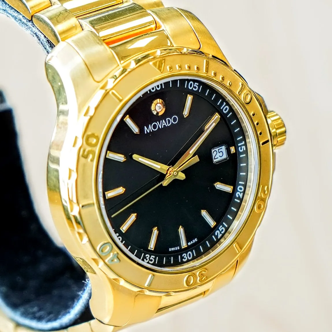 MOVADO Series 800 Active Sport Diver Watch 14.1.36.1549 ALL Gold-Tone S.S.