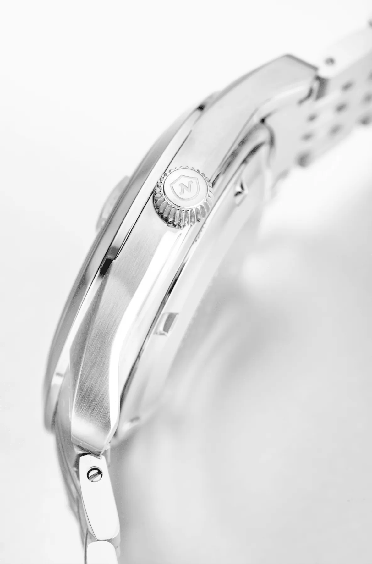 Nivada Grenchen Antarctic Spider Salmon Men's Automatic Watch