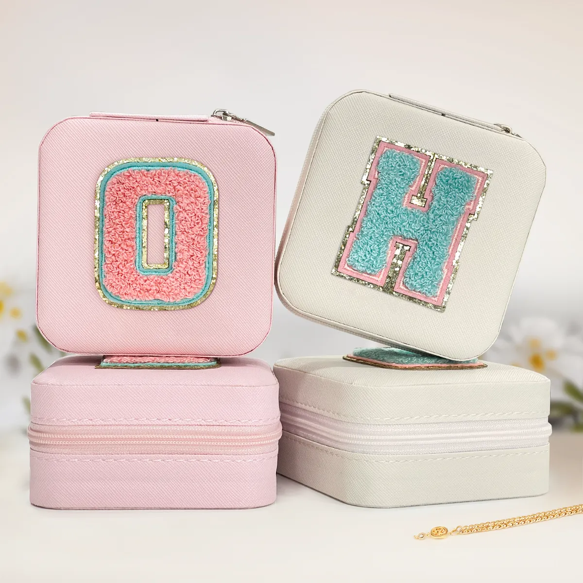 Personalized Jewelry Box, Pink Travel Jewelry Box with Initial O, Small Monogrammed Jewelry Case Organizer for Girls Women Teen Kids, Mini Travel Essentials Gifts for Birthday Christmas