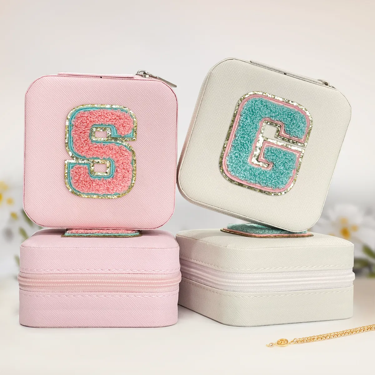Personalized Jewelry Box, Pink Travel Jewelry Box with Initial S, Small Monogrammed Jewelry Case Organizer for Girls Women Teen Kids, Mini Travel Essentials Gifts for Birthday Christmas