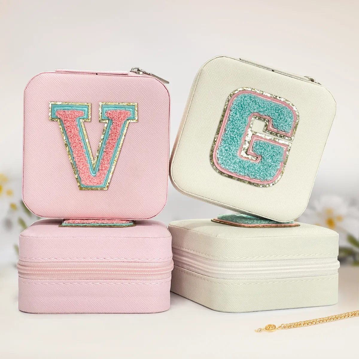 Personalized Jewelry Box, White Travel Jewelry Box with Initial G, Small Monogrammed Jewelry Case Organizer for Girls Women Teen Kids, Mini Travel Essentials Gifts for Birthday Christmas
