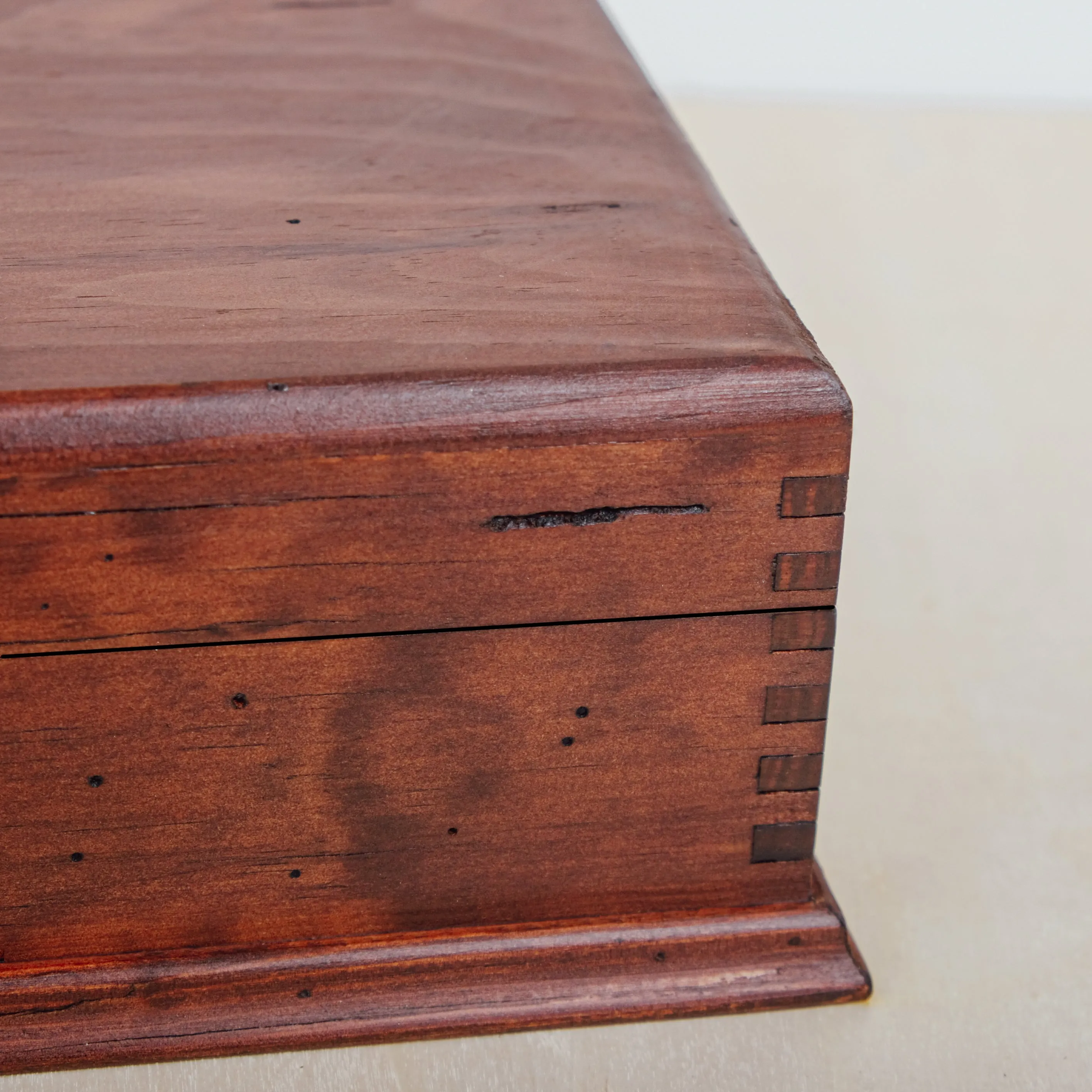 Rustic Watch Box for 8 Watches - Slim Design - Removable Tray