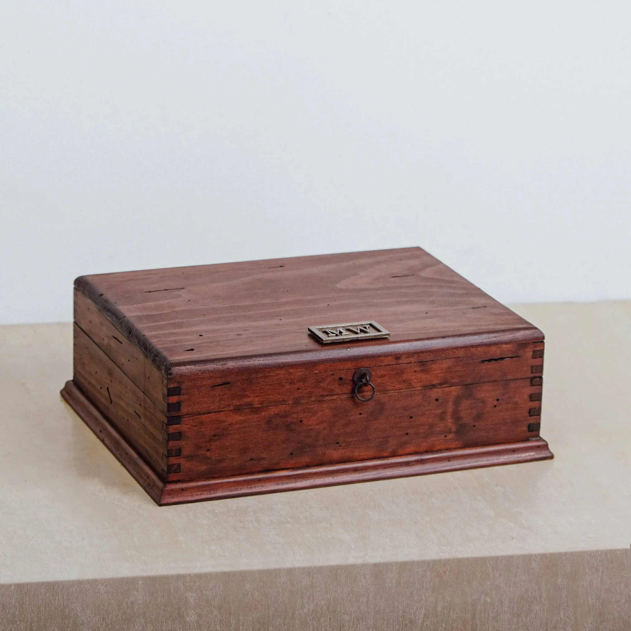 Rustic Watch Box for 8 Watches - Slim Design - Removable Tray