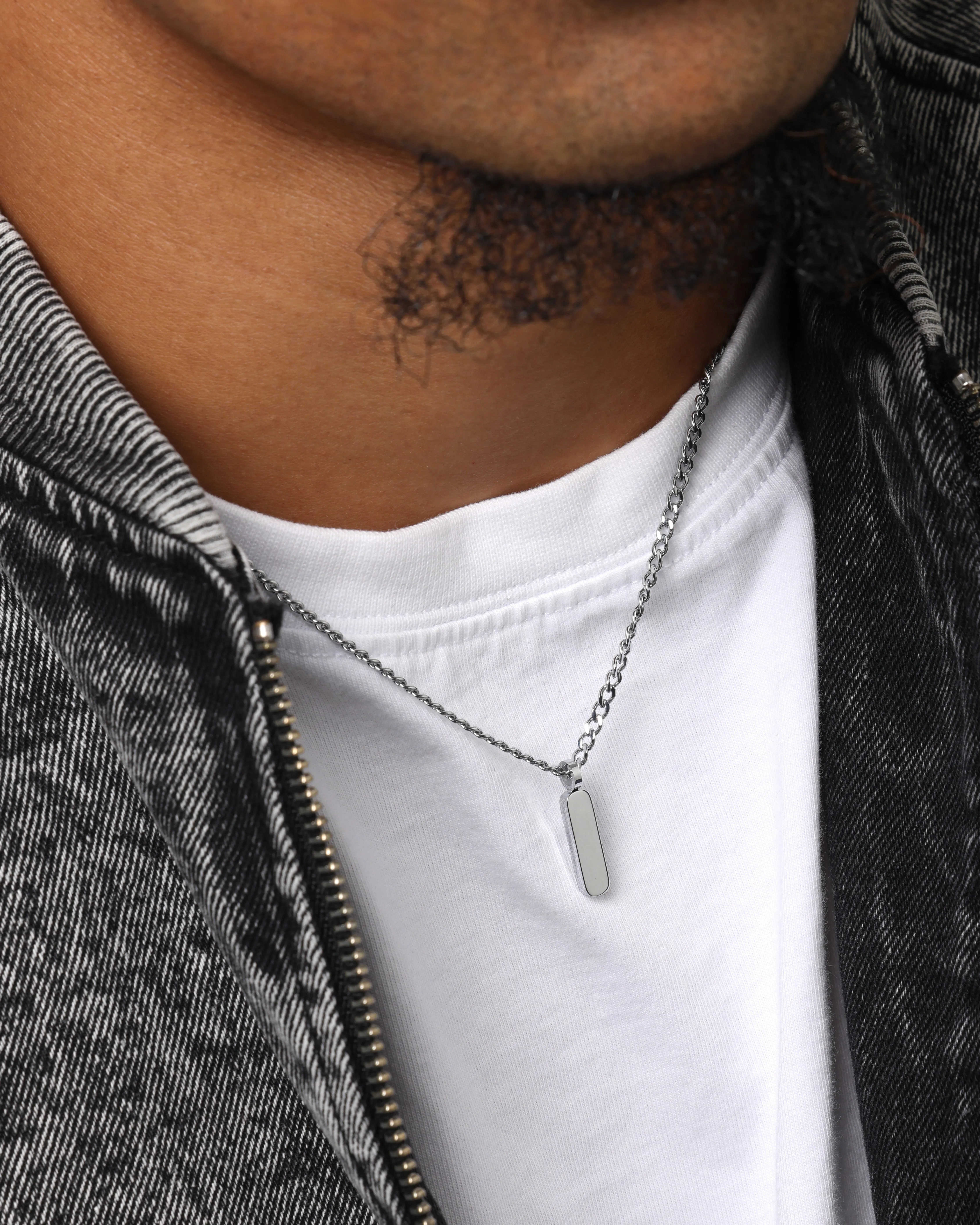 Saint Morta Bar Totem Pendant Chain White Gold