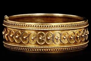 Victorian Etruscan Revival Yellow Gold Bangle c.1880's