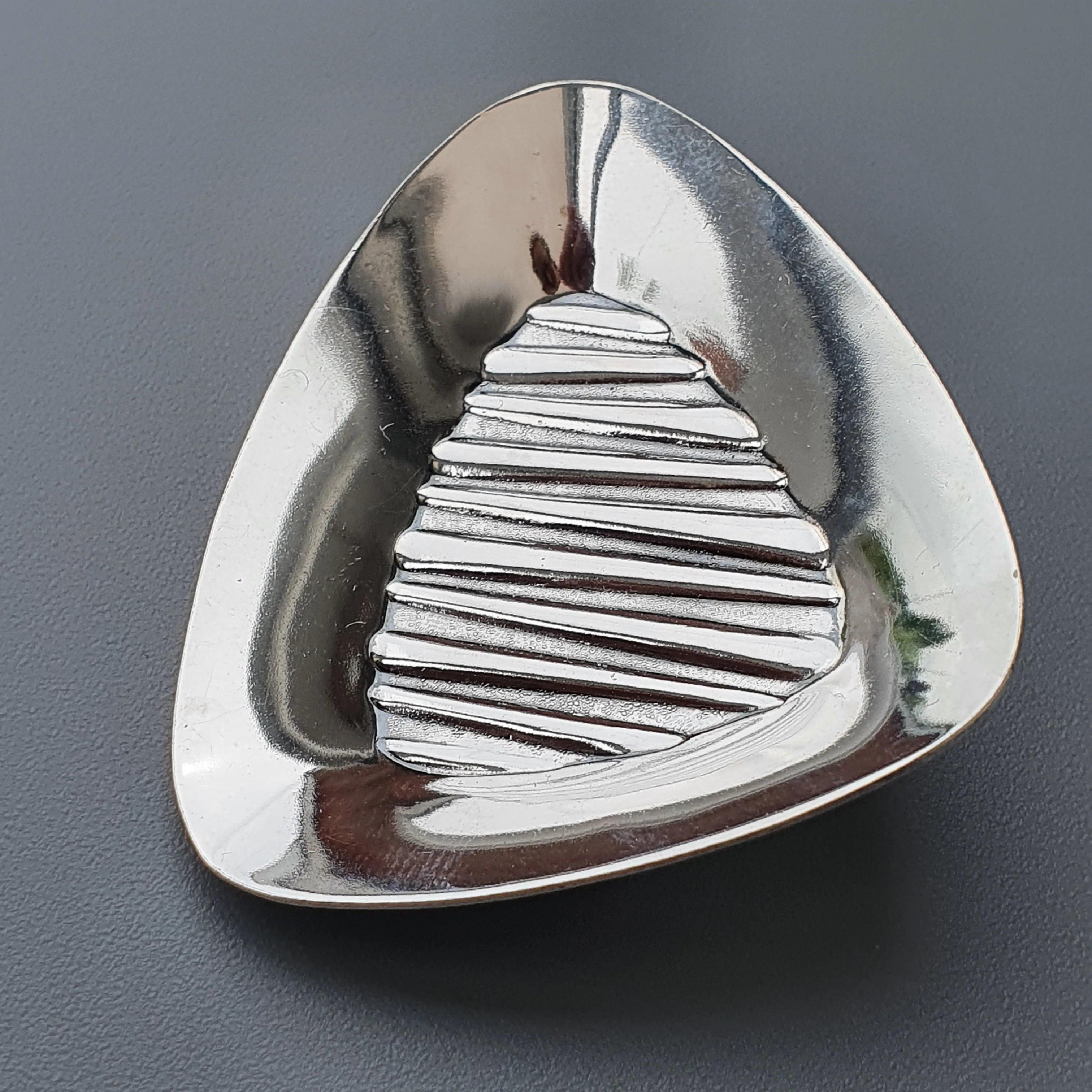 Vintage 1960s 1970s Scandinavian Modernist Silver Brooch by Turun Hopea Mid-Century Scandinavian Jewelry