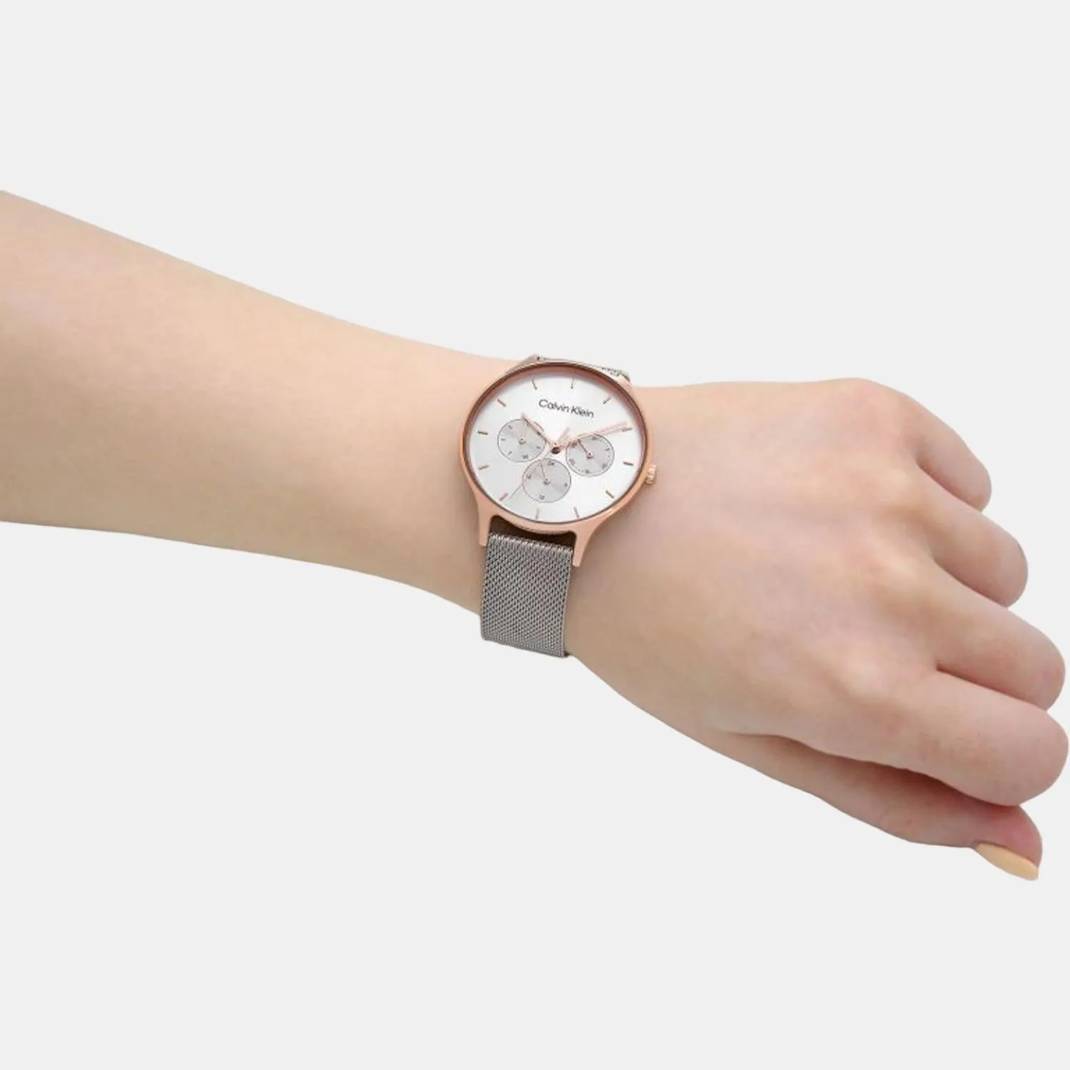 Women Stainless Steel Chronograph Watch 25200106
